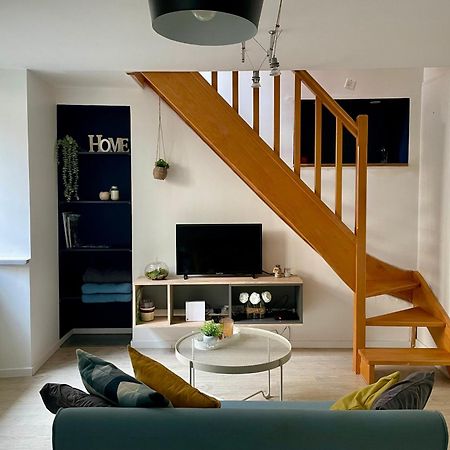 Besancon: Charmant Duplex Au Pied De La Citadelle ภายนอก รูปภาพ