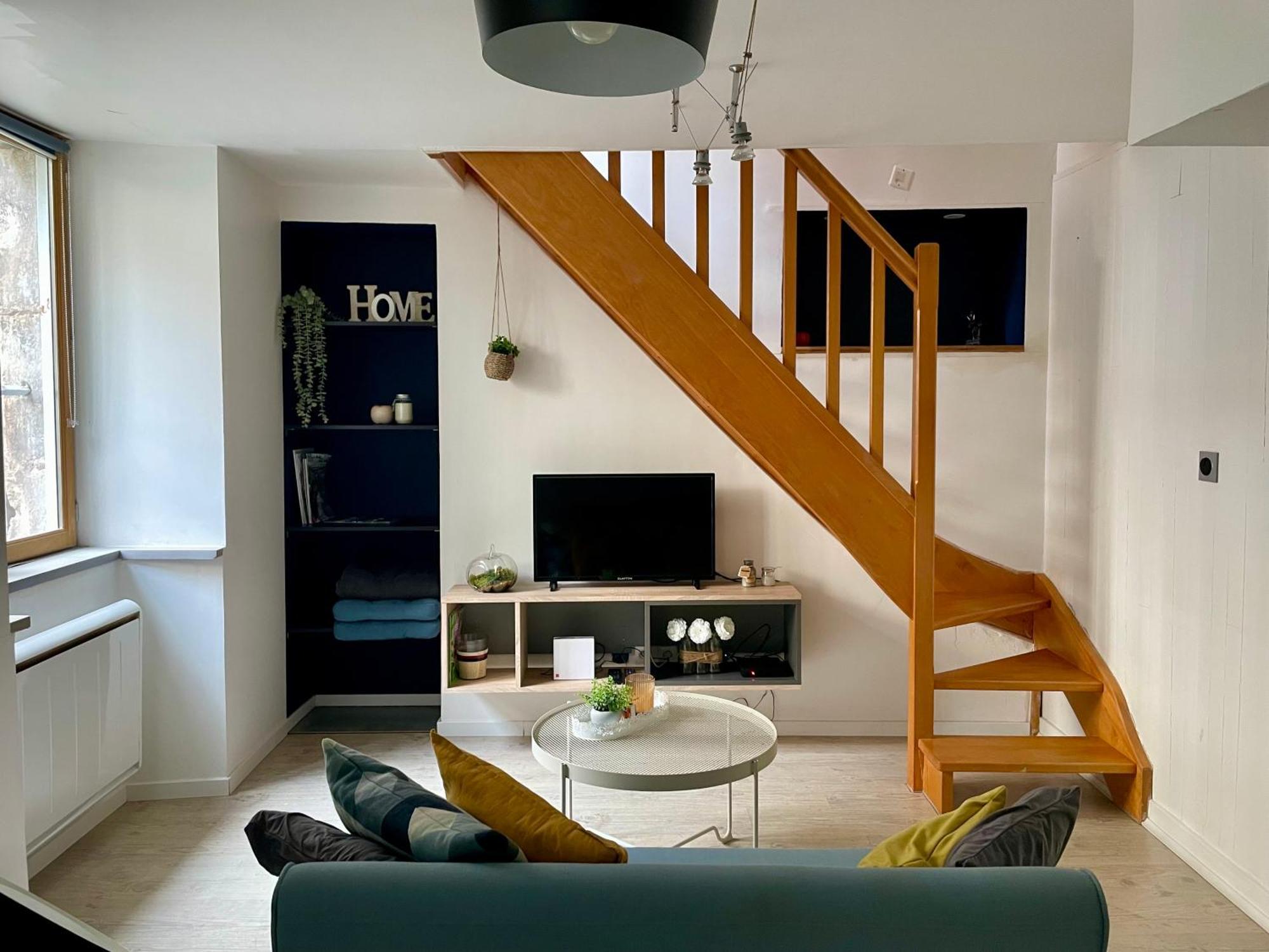 Besancon: Charmant Duplex Au Pied De La Citadelle ภายนอก รูปภาพ